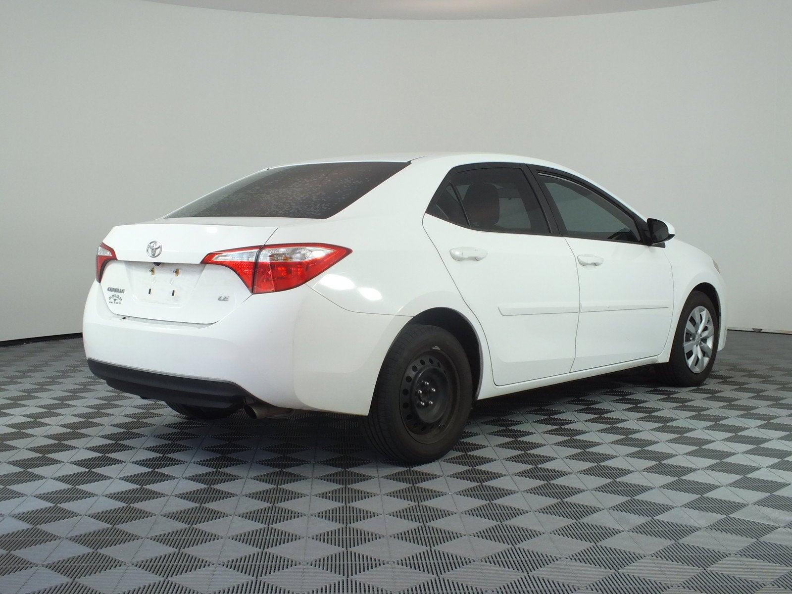 2016 Toyota Corolla LE *CLEAN CARFAX*