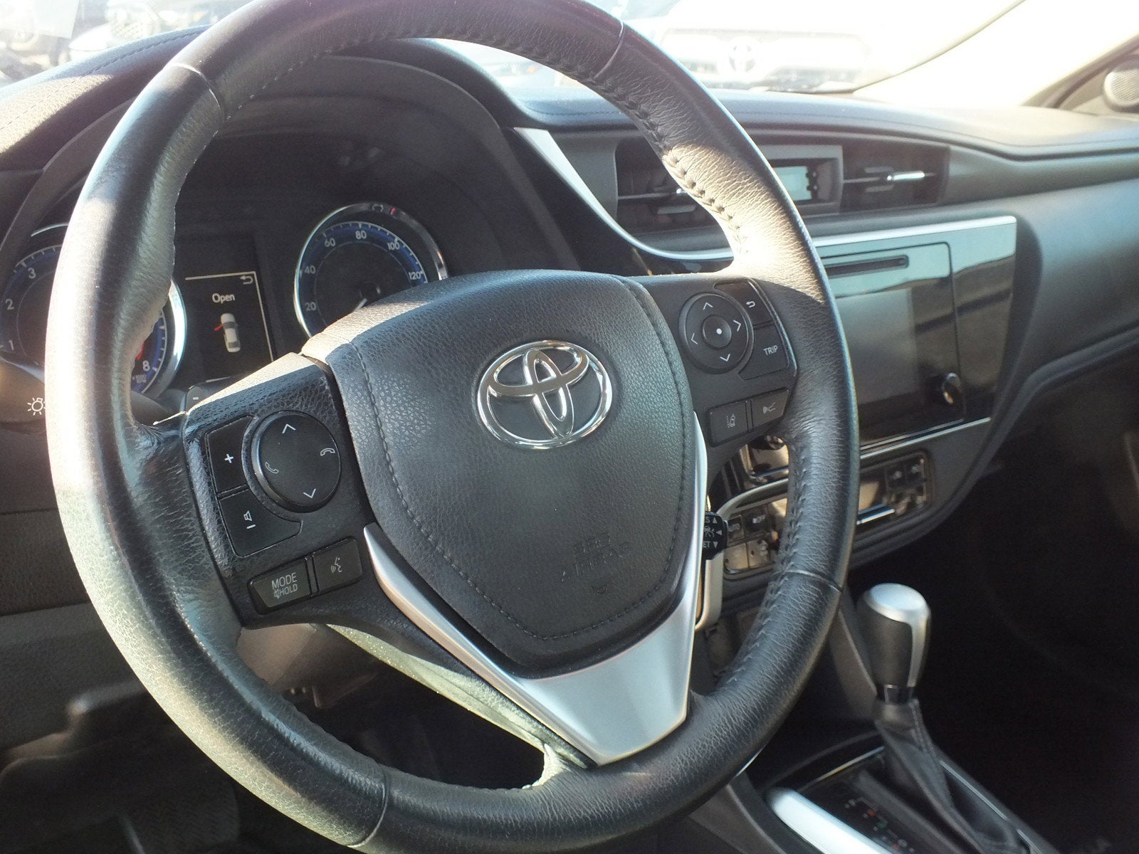 2018 Toyota Corolla SE *CLEAN CARFAX!*