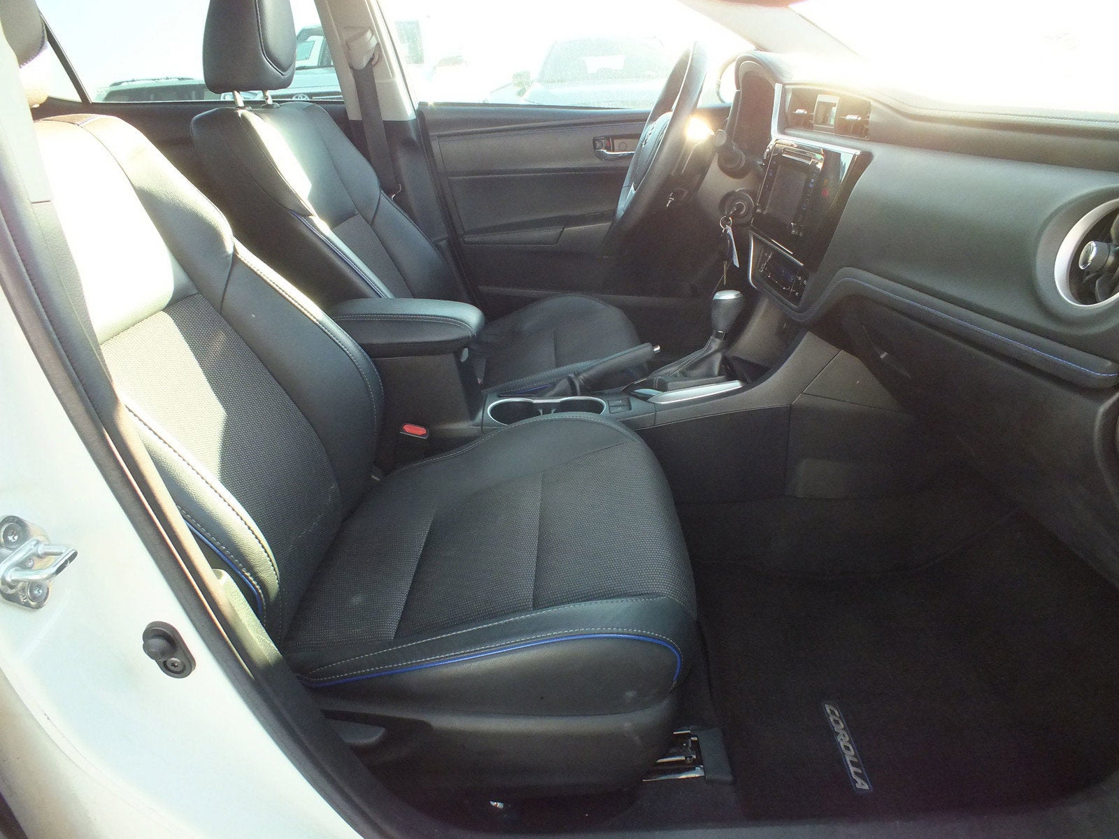 2018 Toyota Corolla SE *CLEAN CARFAX!*