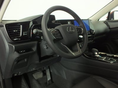 2024 Lexus NX NX 250 Premium *1-OWNER! LIKE NEW!*