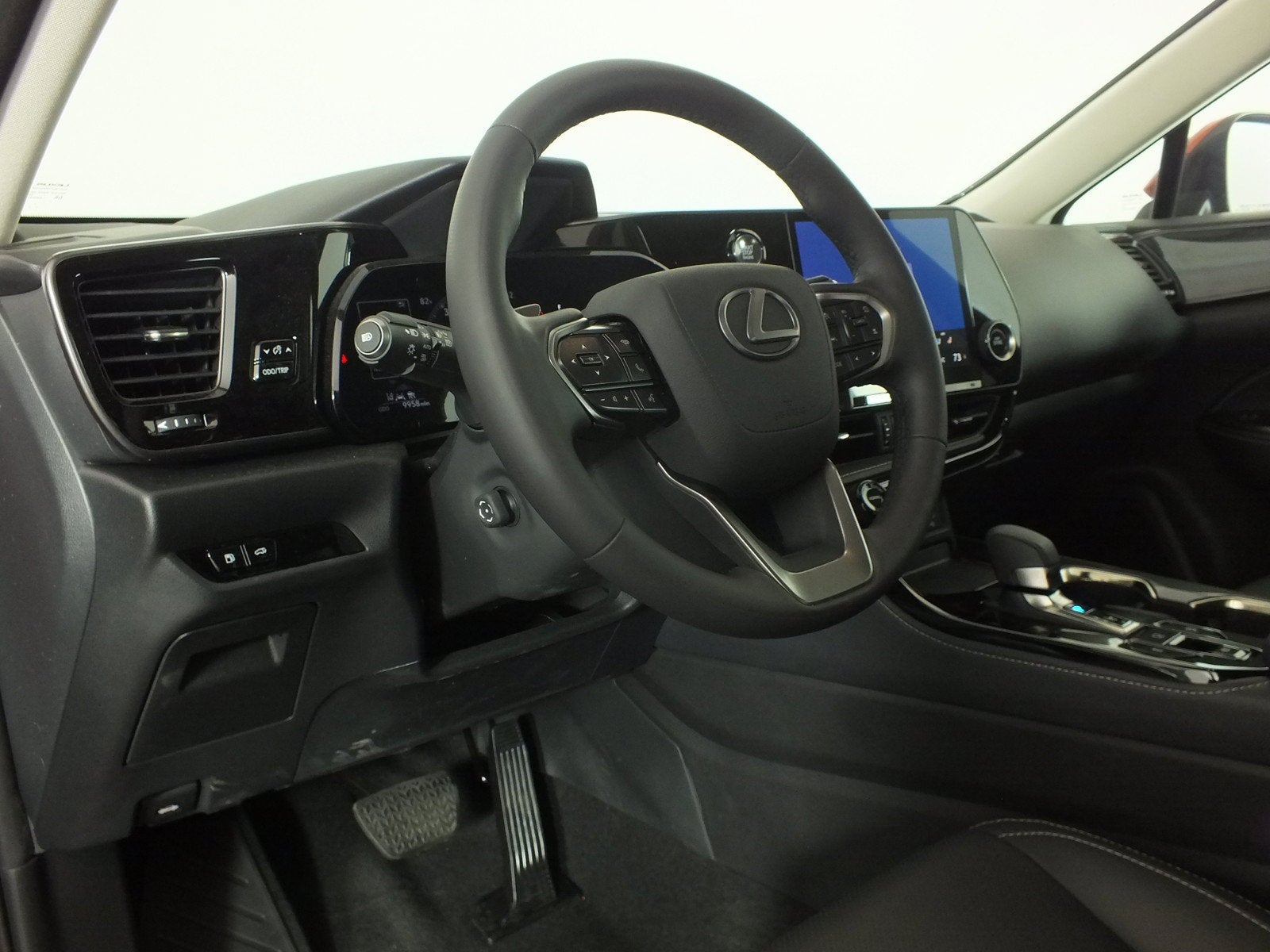 2024 Lexus NX NX 250 Premium *1-OWNER! LIKE NEW!*
