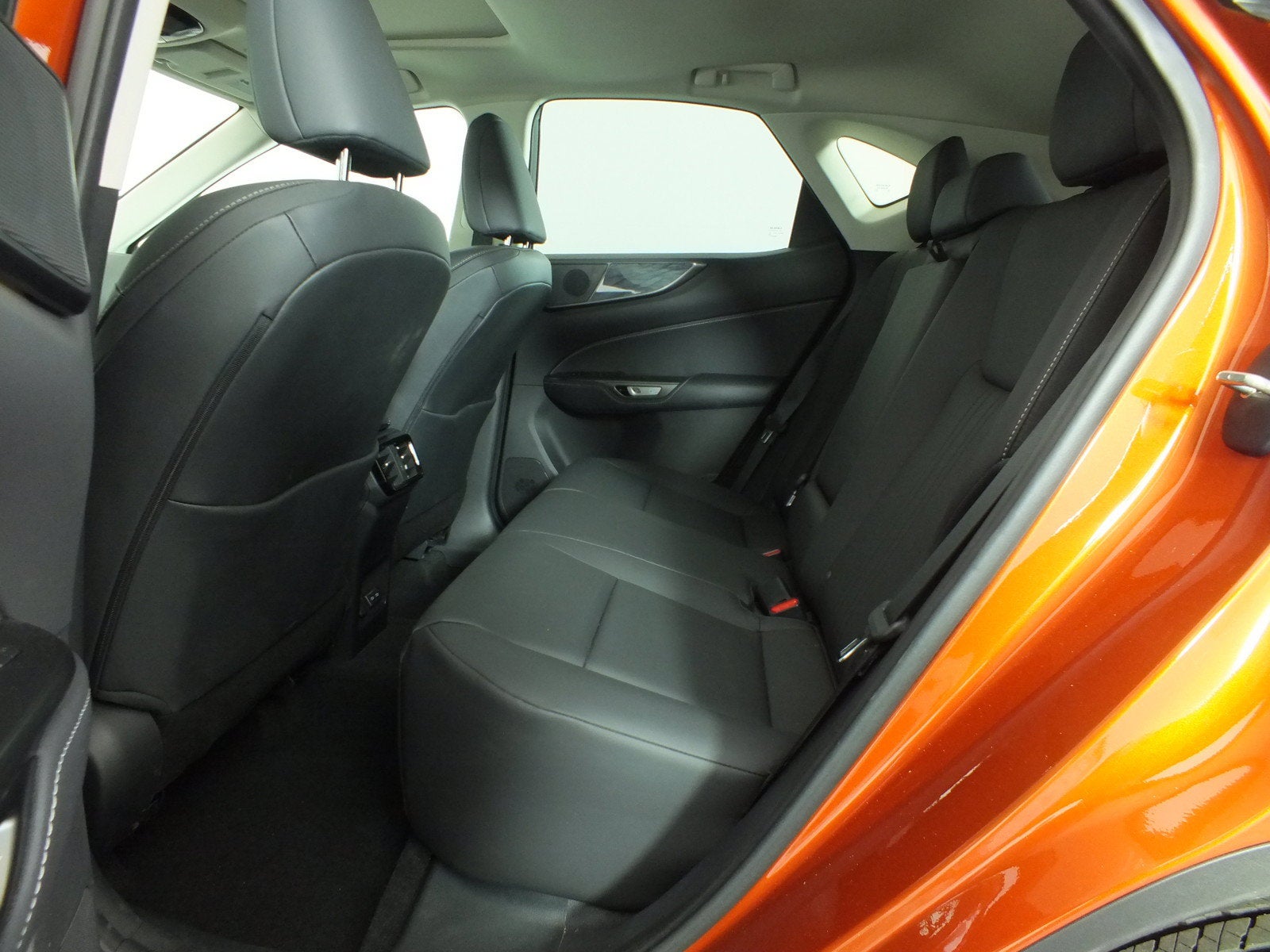 2024 Lexus NX NX 250 Premium *1-OWNER! LIKE NEW!*