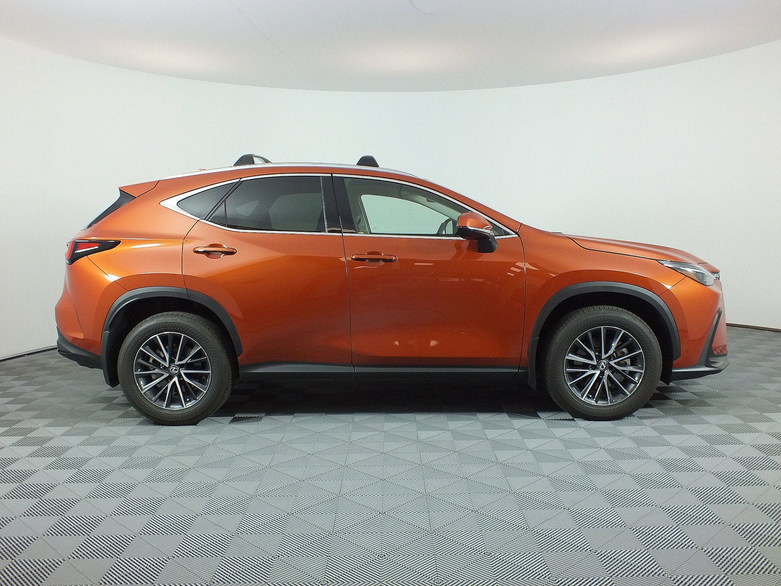 2024 Lexus NX NX 250 Premium *1-OWNER! LIKE NEW!*