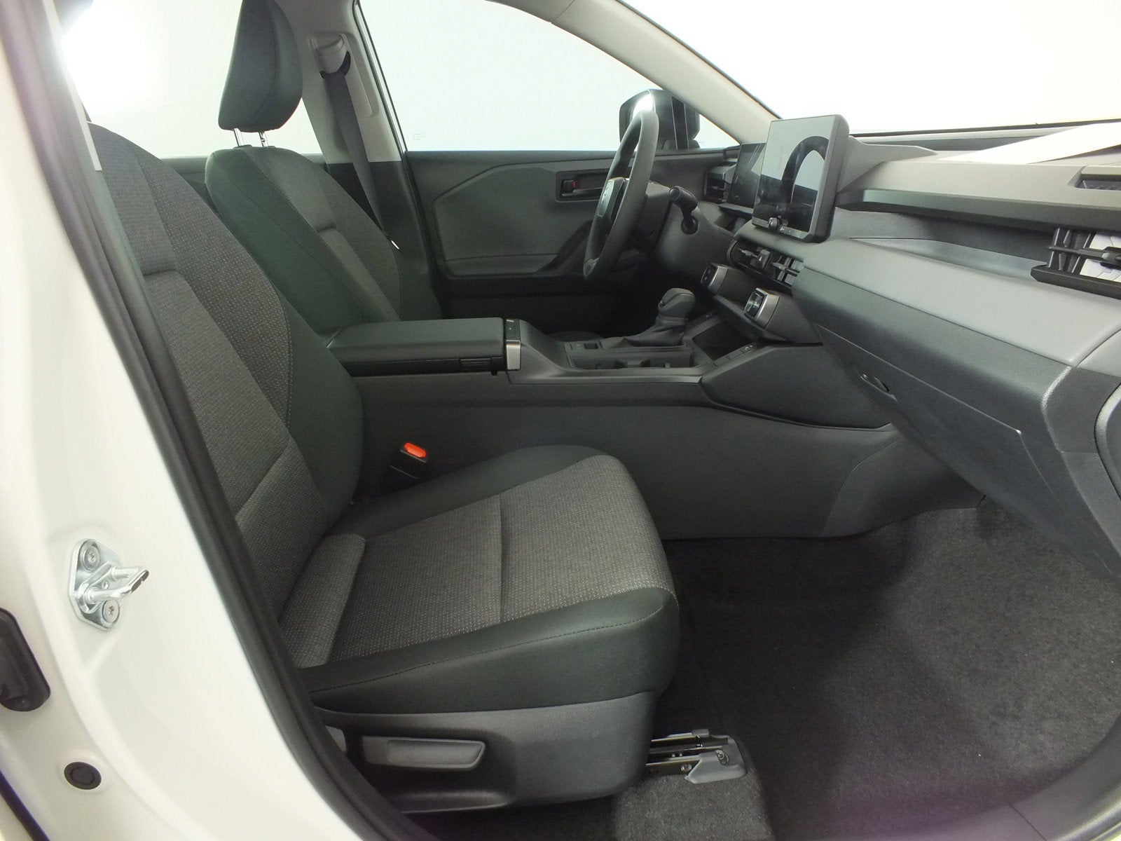 2026 Toyota RAV4 LE Hybrid *1-OWNER! NEARLY NEW!*