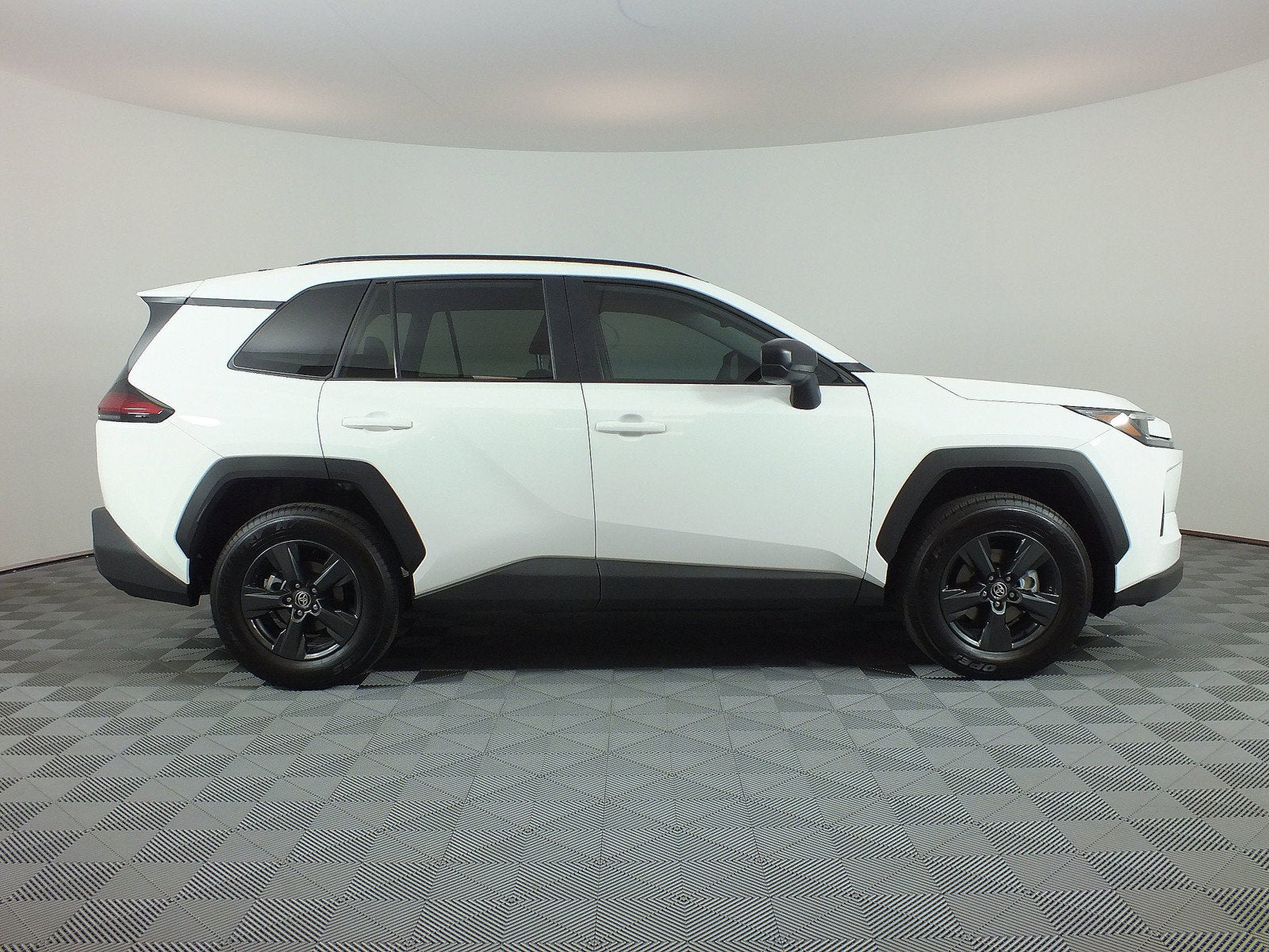 2026 Toyota RAV4 LE Hybrid *1-OWNER! NEARLY NEW!*