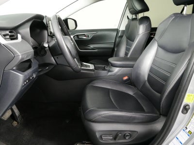 2020 Toyota RAV4 XLE Premium AWD *CLEAN CARFAX*