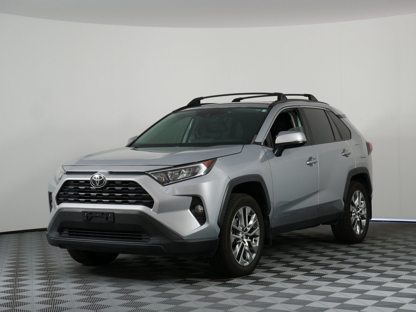 2020 Toyota RAV4 XLE Premium AWD *CLEAN CARFAX*