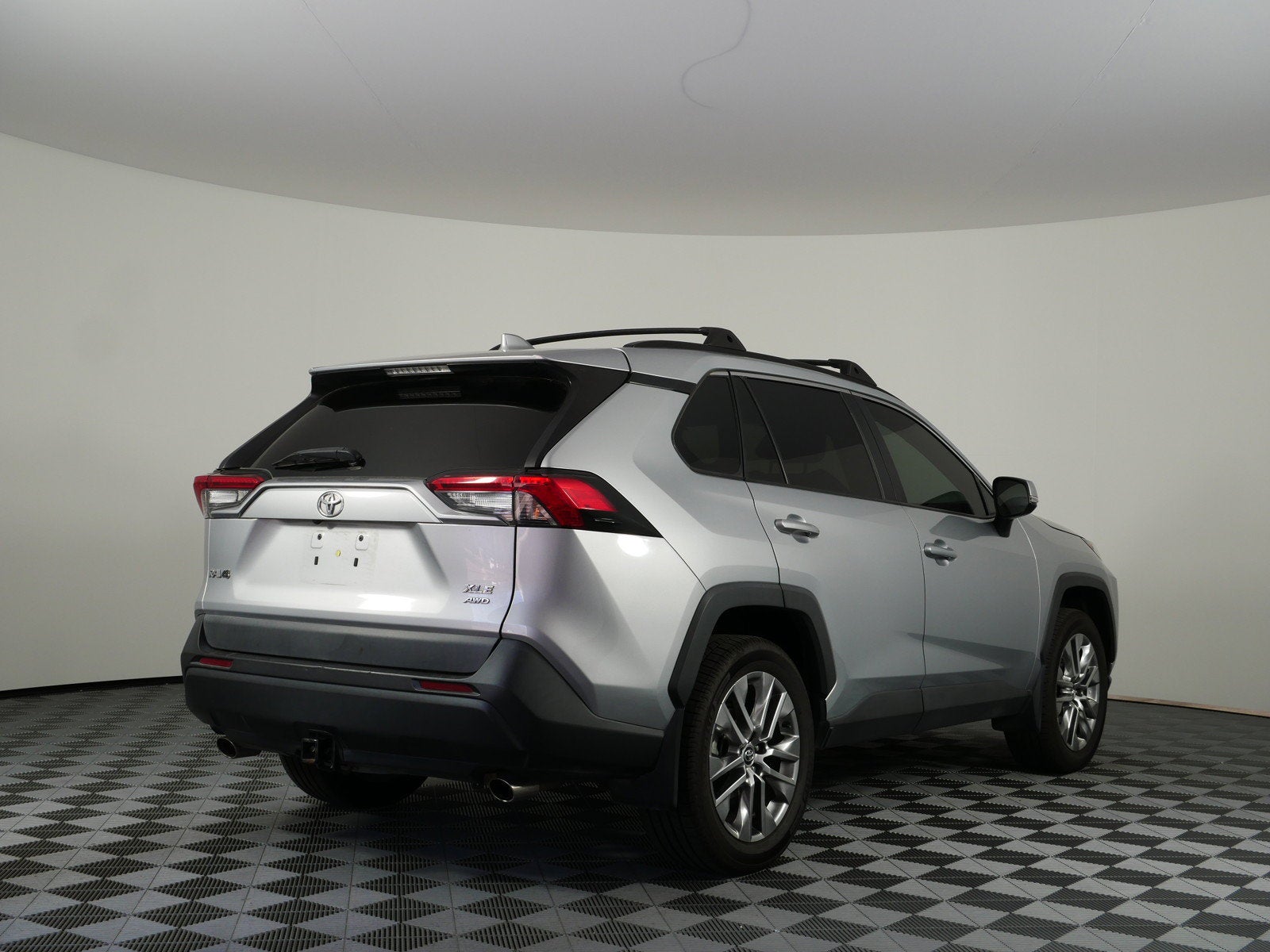 2020 Toyota RAV4 XLE Premium AWD *CLEAN CARFAX*