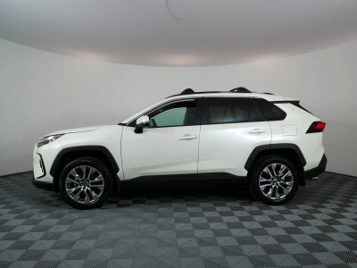 2022 Toyota RAV4 XLE Premium *1-OWNER*