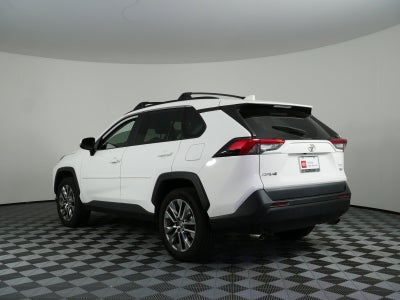 2020 Toyota RAV4 XLE Premium *1-OWNER*