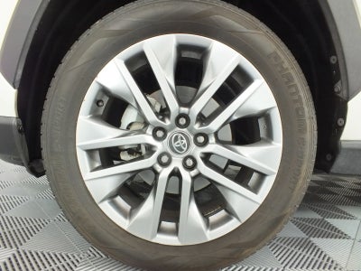 2022 Toyota RAV4 XLE Premium *1-OWNER*