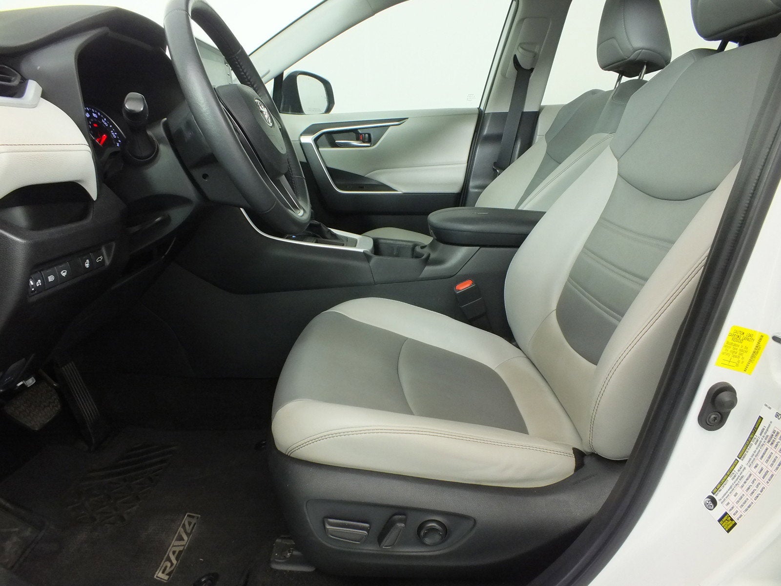 2022 Toyota RAV4 XLE Premium *1-OWNER*