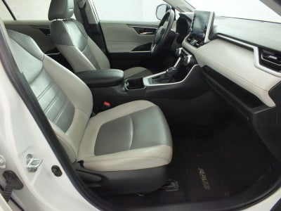 2022 Toyota RAV4 XLE Premium *1-OWNER*