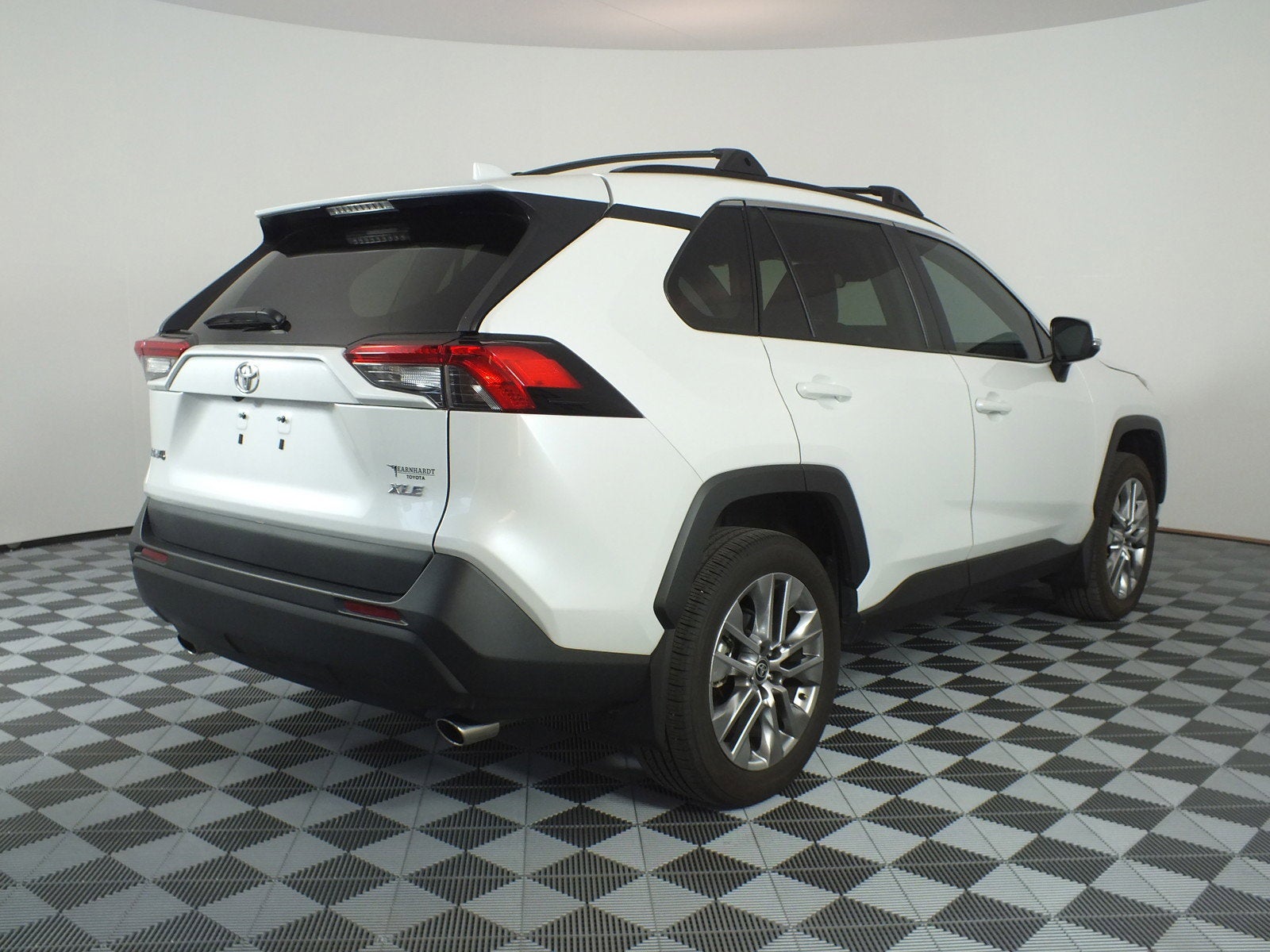 2024 Toyota RAV4 XLE Premium *1-OWNER*