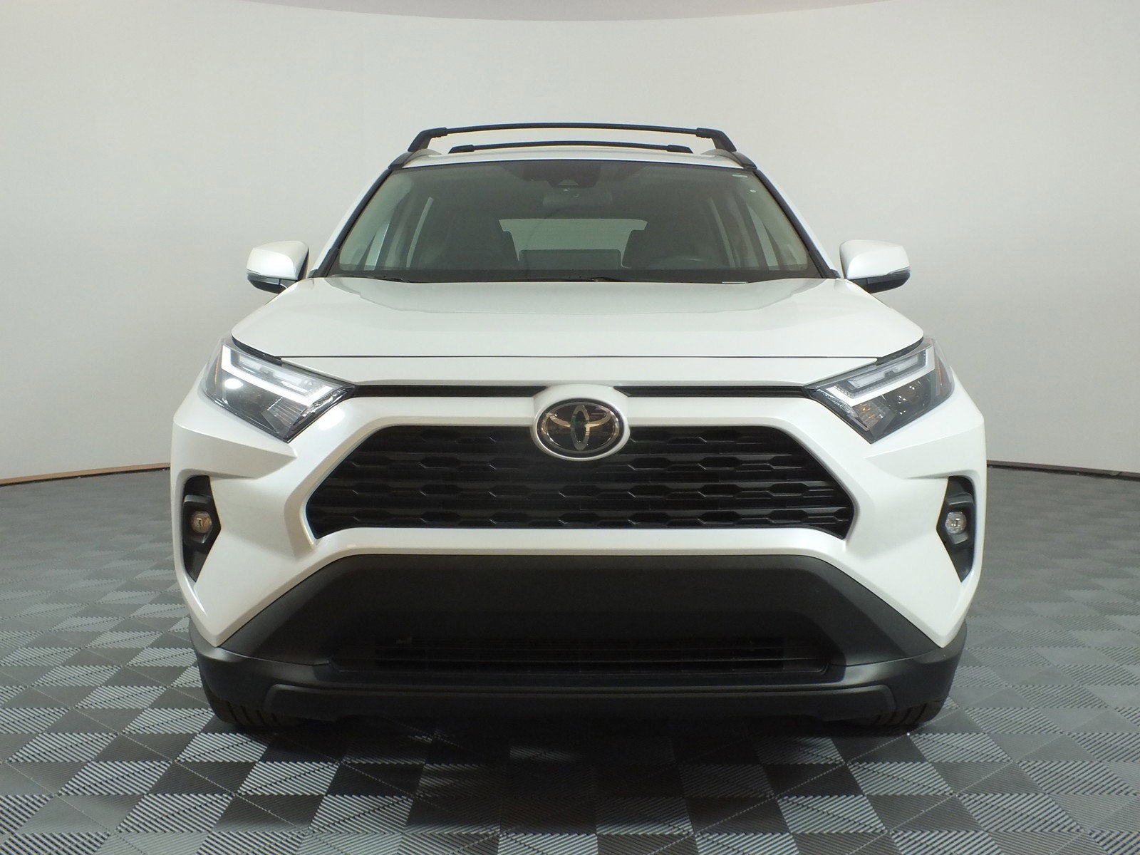 2024 Toyota RAV4 XLE Premium *1-OWNER*