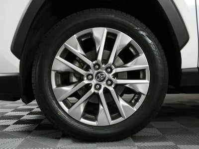 2020 Toyota RAV4 XLE Premium *CLEAN CARFAX*