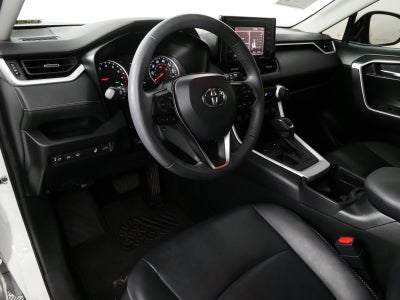 2020 Toyota RAV4 XLE Premium *CLEAN CARFAX*
