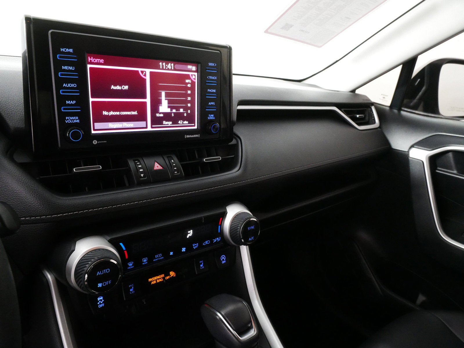 2020 Toyota RAV4 XLE Premium *CLEAN CARFAX*