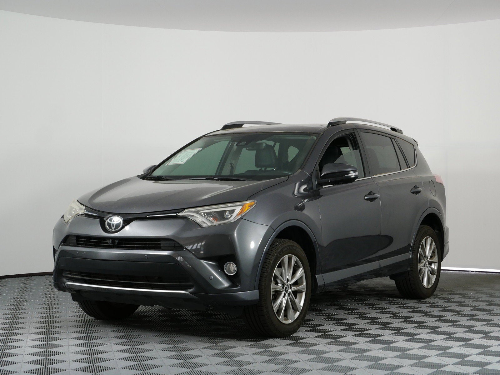 2018 Toyota RAV4 Platinum AWD *WELL MAINTAINED!*