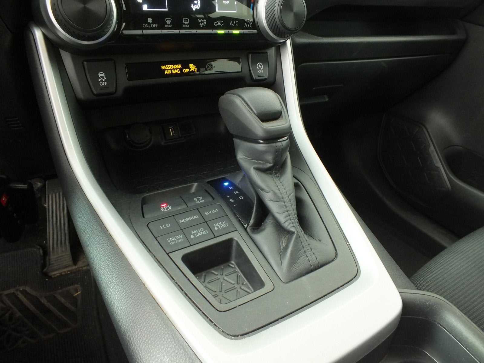 2020 Toyota RAV4 LE AWD *1-OWNER*