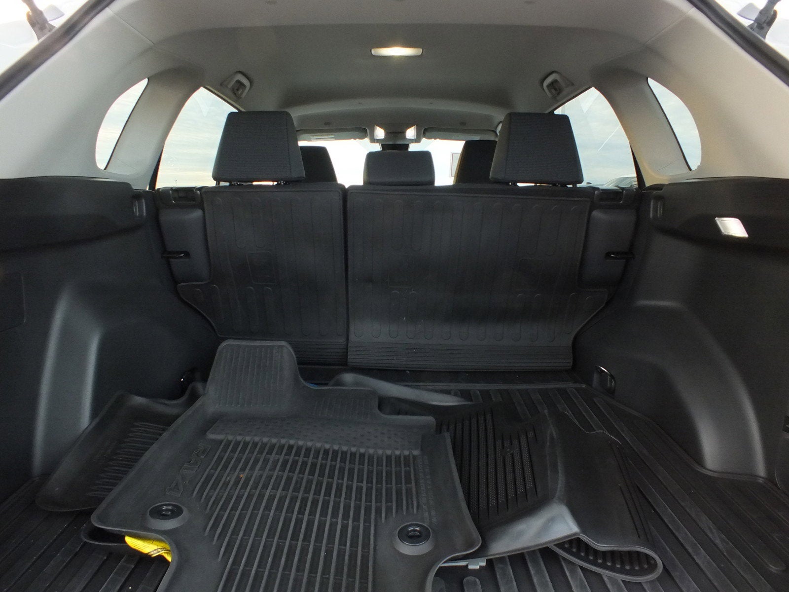 2025 Toyota RAV4 LE AWD *1-OWNER*