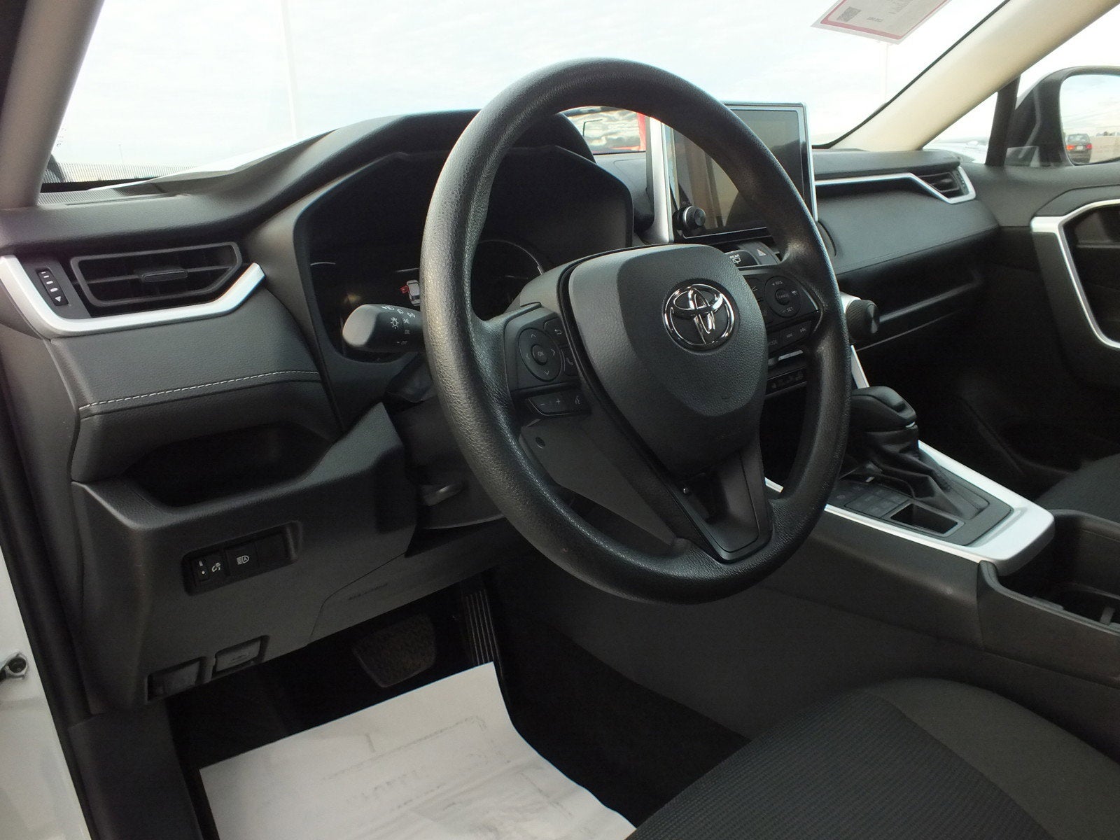 2025 Toyota RAV4 LE AWD *1-OWNER*