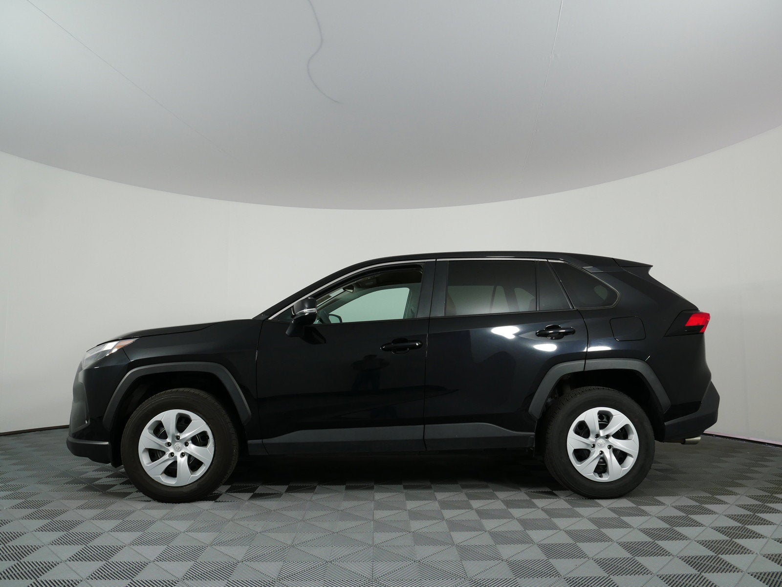 2025 Toyota RAV4 LE AWD *1-OWNER*