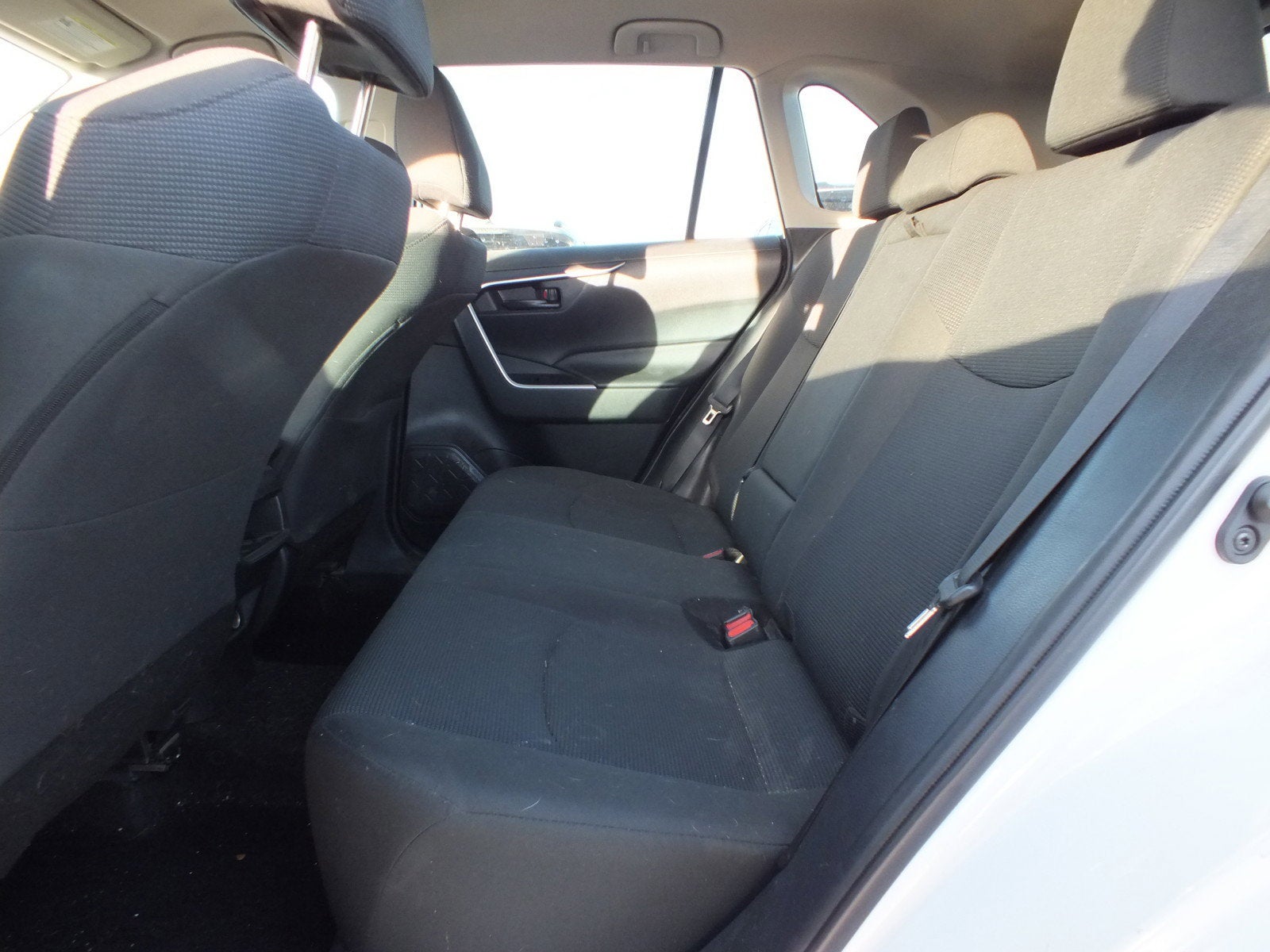 2021 Toyota RAV4 LE FWD *1 0WNER, CLEAN CARFAX!*