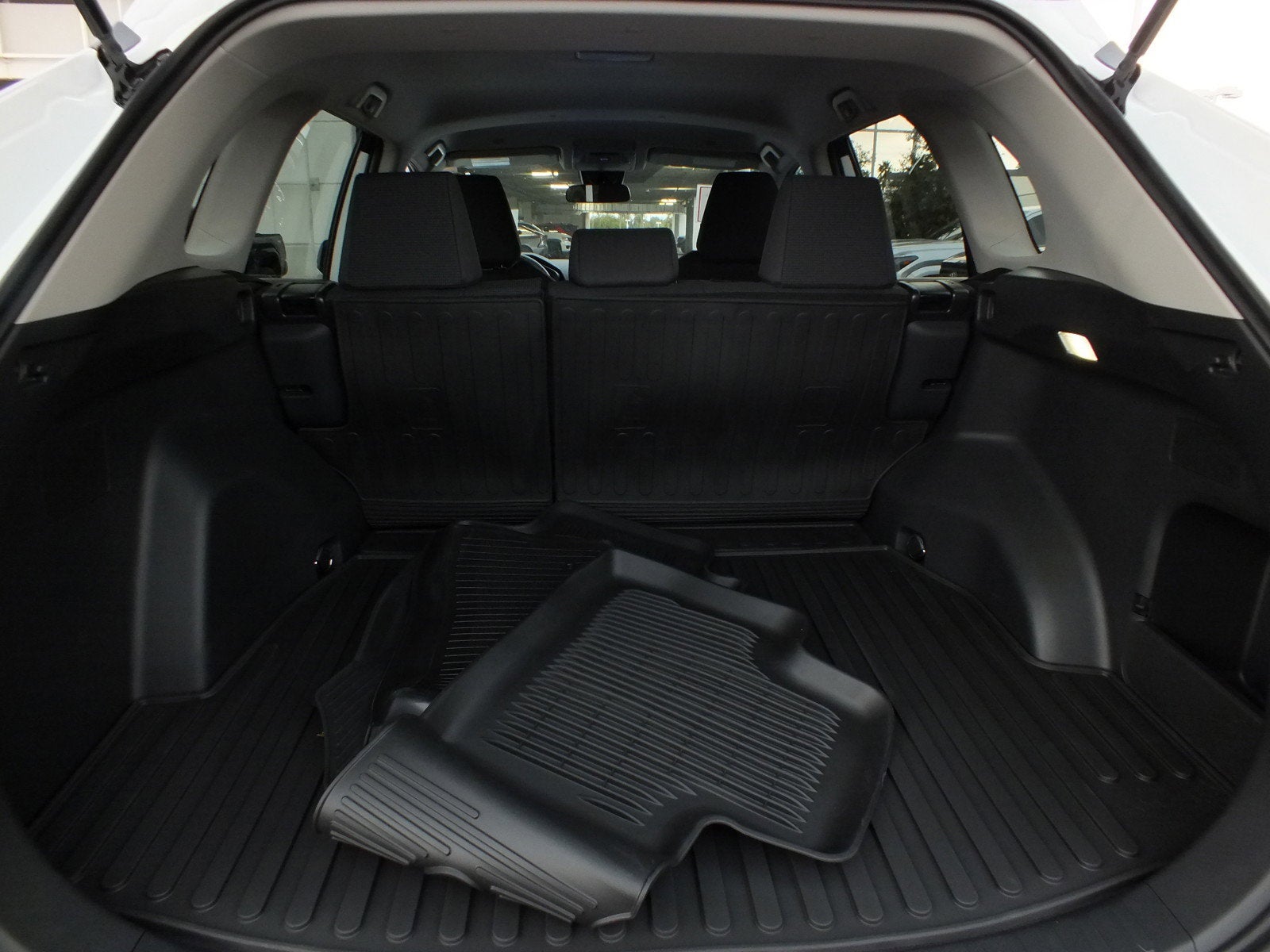 2025 Toyota RAV4 LE *CLEAN CARFAX! LIKE NEW!*