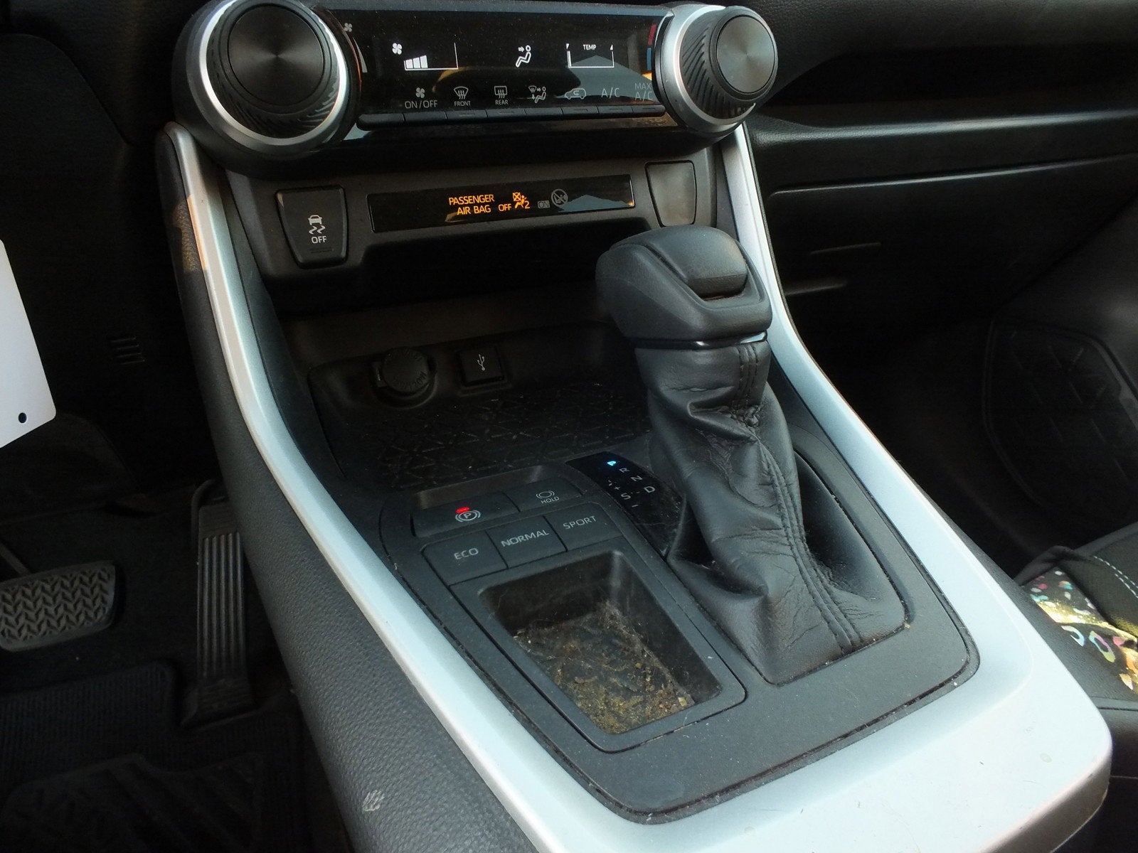 2021 Toyota RAV4 LE *1-OWNER*