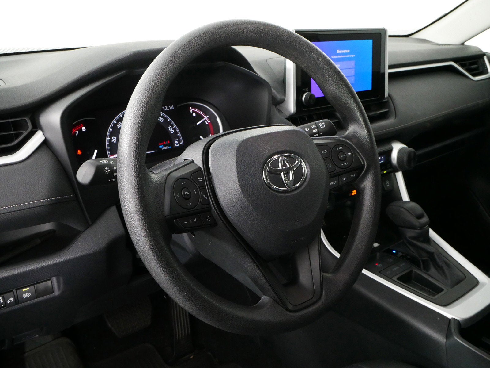 2024 Toyota RAV4 LE *1-OWNER*