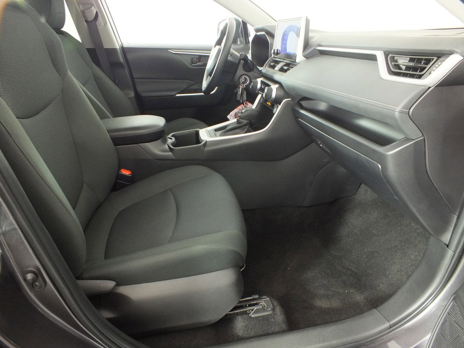 2024 Toyota RAV4 LE *1-OWNER*