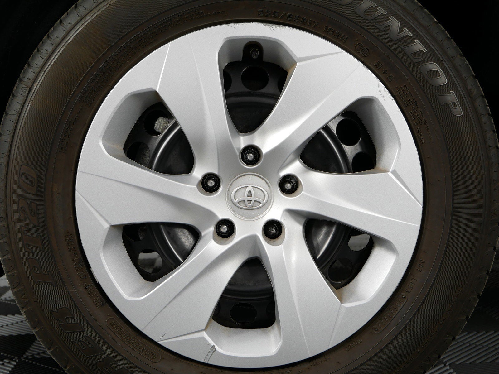 2025 Toyota RAV4 LE FWD *1-OWNER*