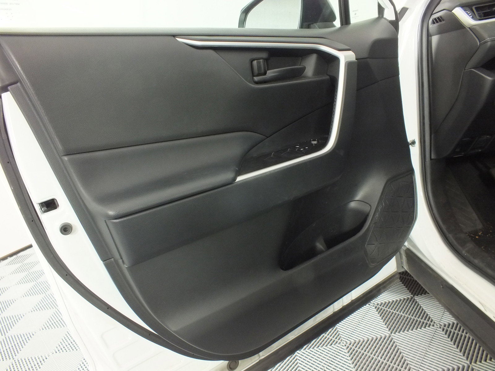 2023 Toyota RAV4 LE *1-OWNER*