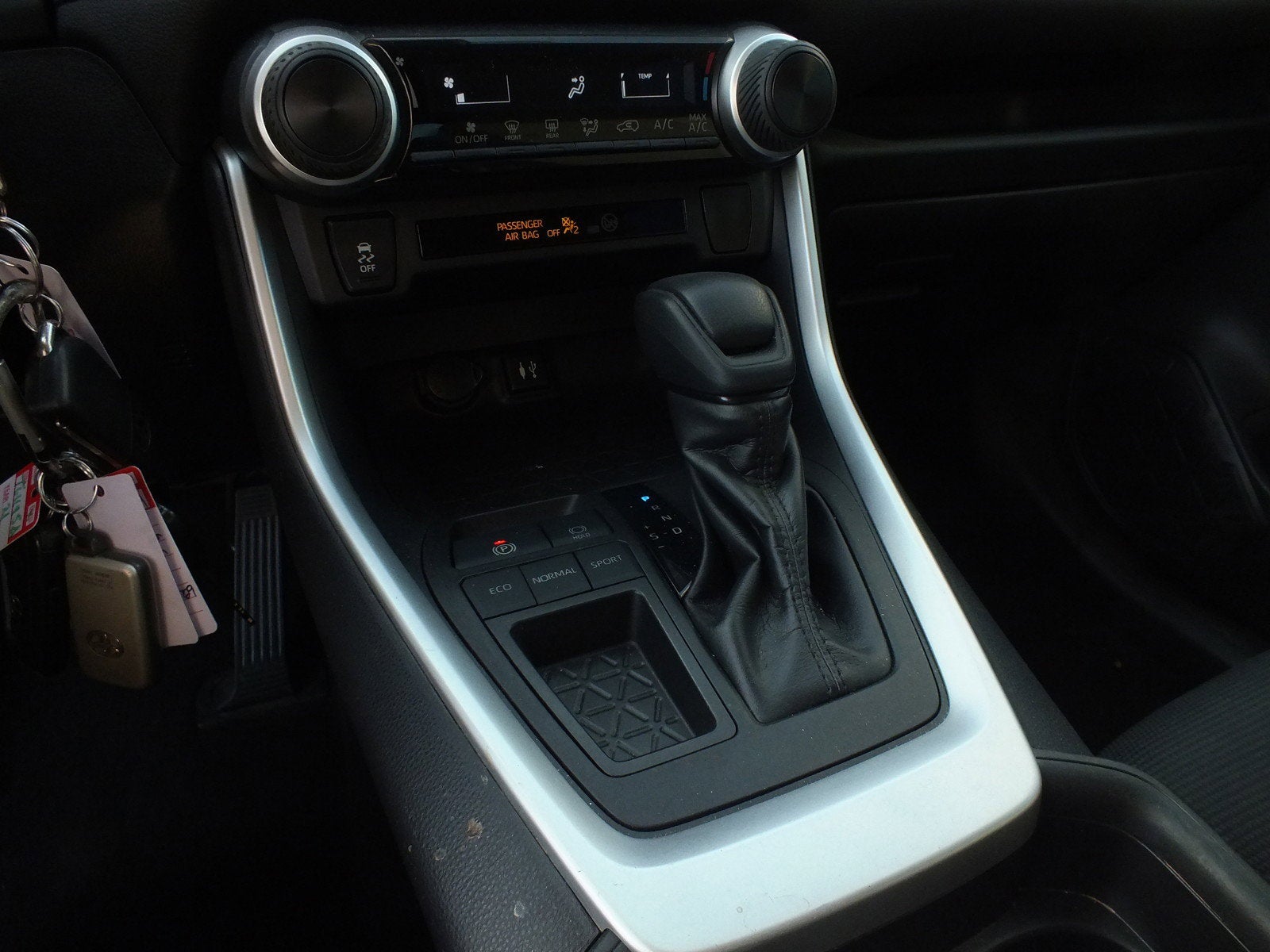 2019 Toyota RAV4 LE *1-OWNER*