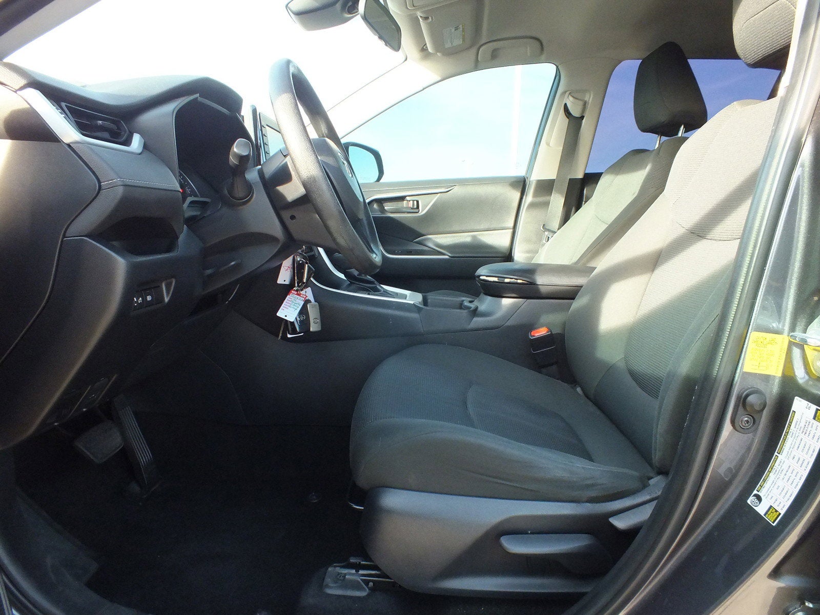 2019 Toyota RAV4 LE *1-OWNER*