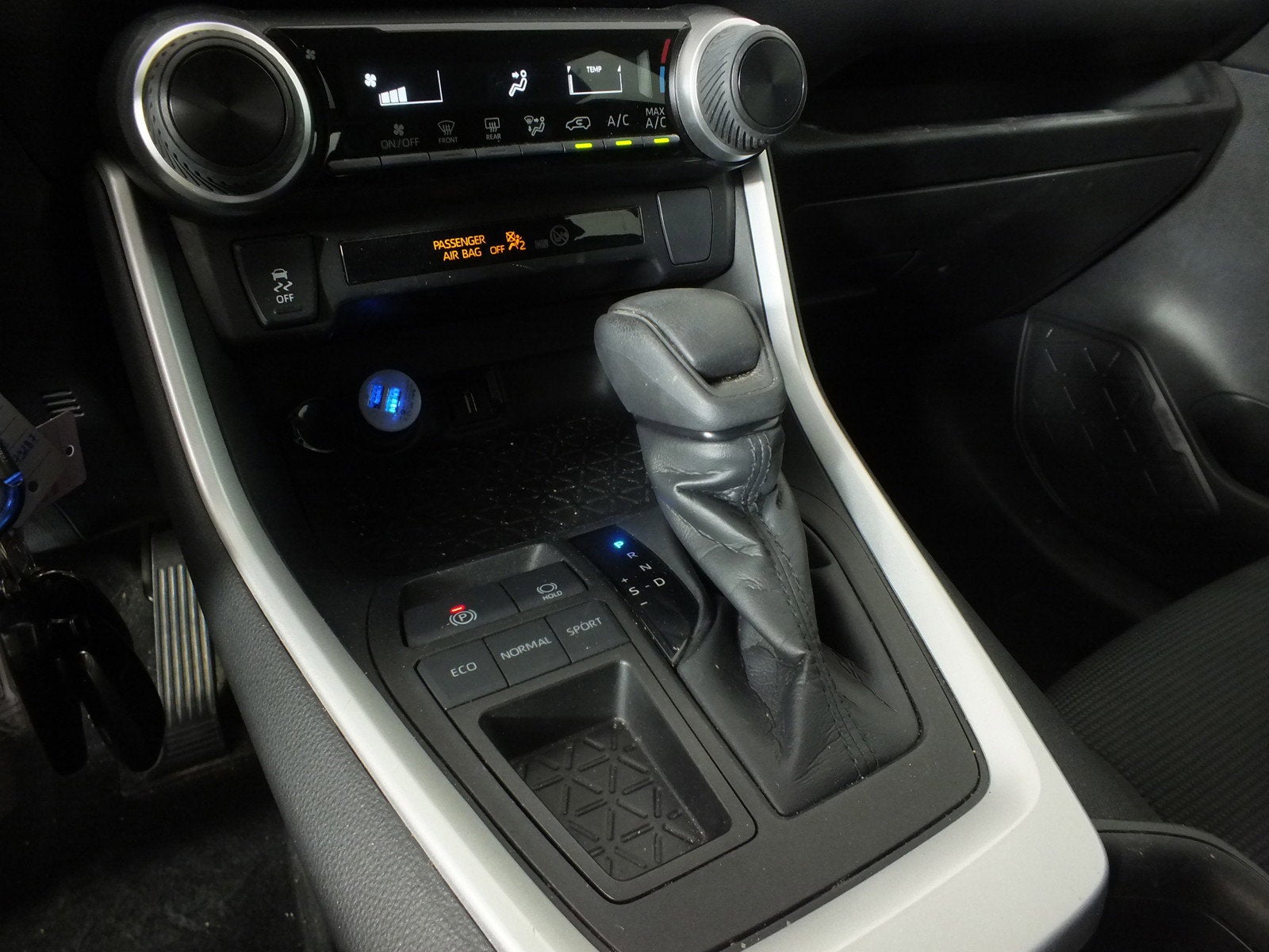 2021 Toyota RAV4 LE *1-OWNER*