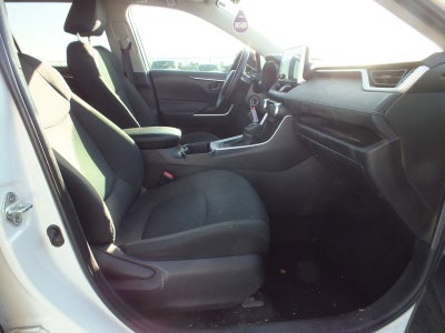 2023 Toyota RAV4 LE *CLEAN CARFAX*