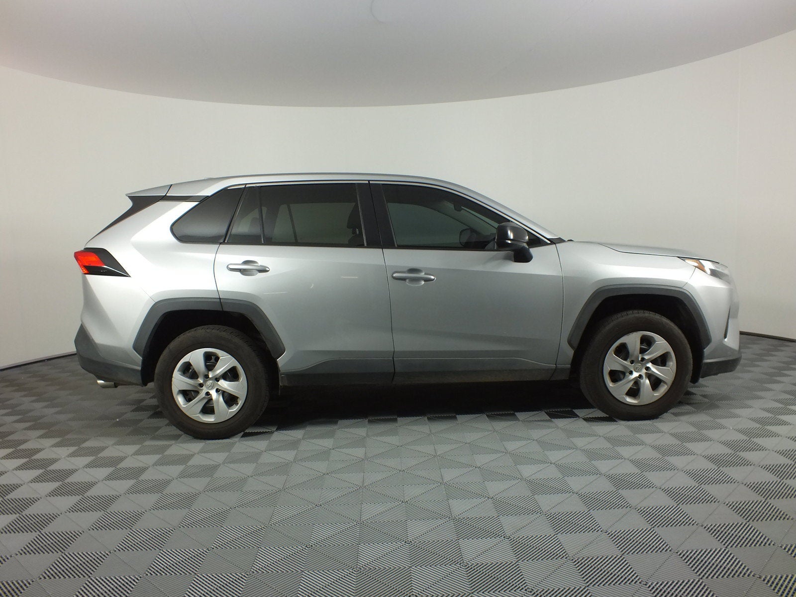 2023 Toyota RAV4 LE *1-OWNER*