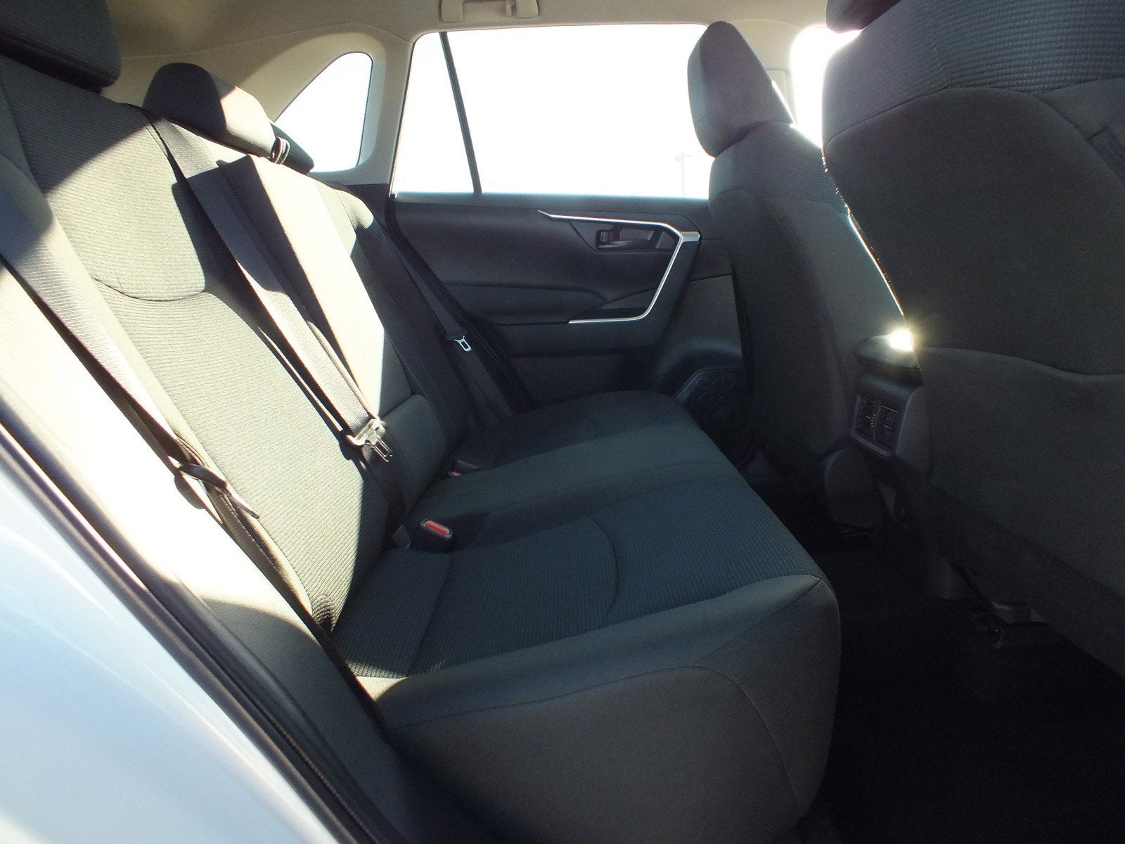 2025 Toyota RAV4 LE FWD *1 OWNER, CLEAN CARFAX!*