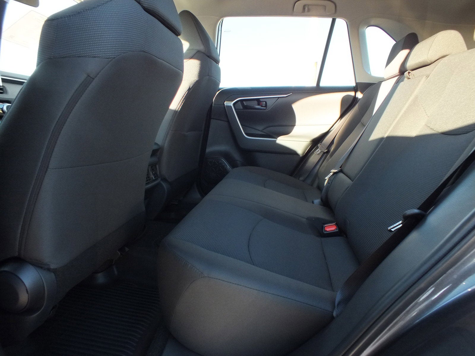 2025 Toyota RAV4 LE *1-OWNER,CLEAN CARFAX!*