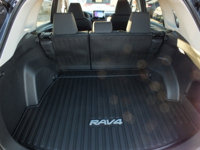 2025 Toyota RAV4 LE *1-OWNER,CLEAN CARFAX!*
