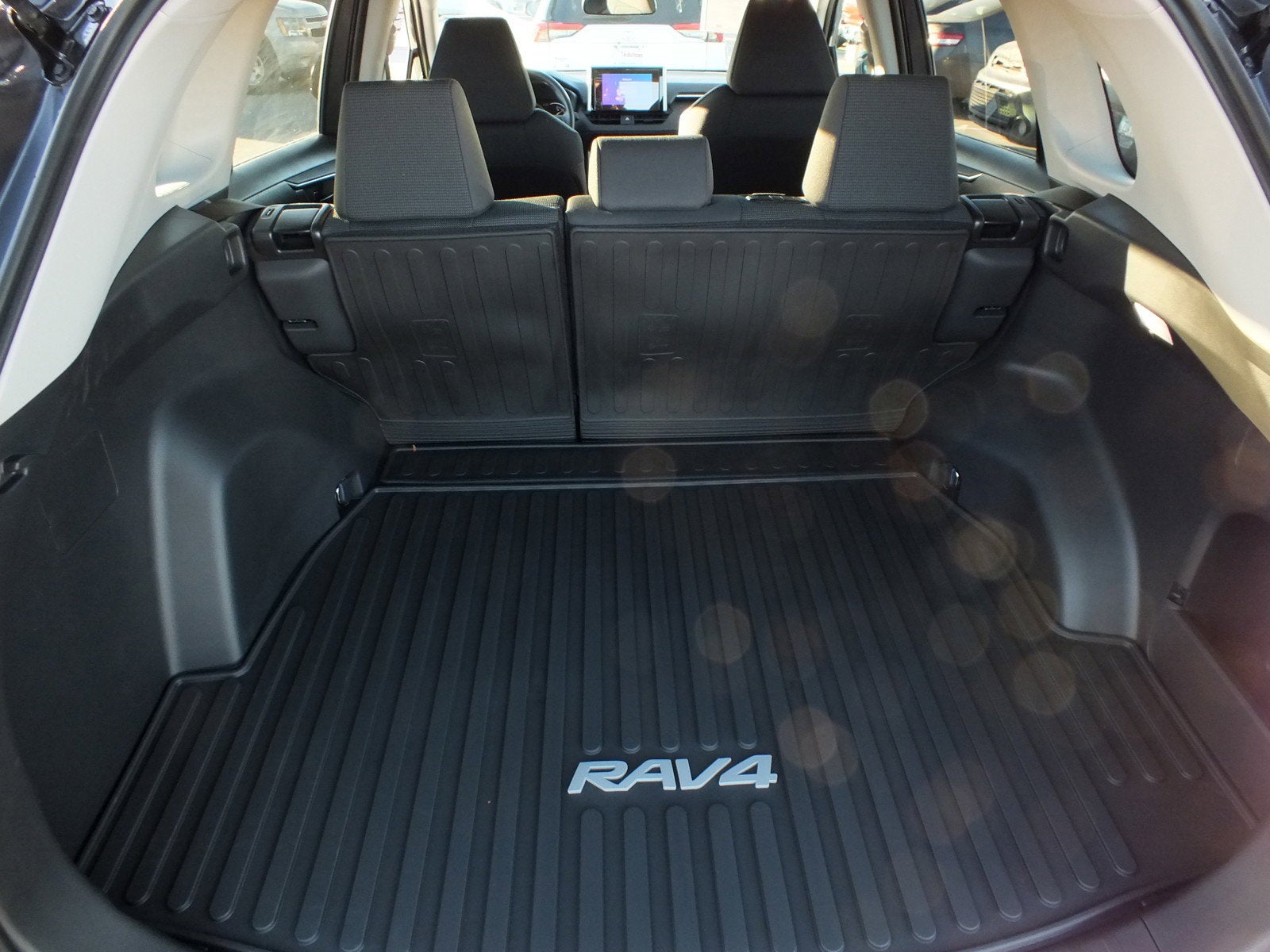 2025 Toyota RAV4 LE *1-OWNER,CLEAN CARFAX!*