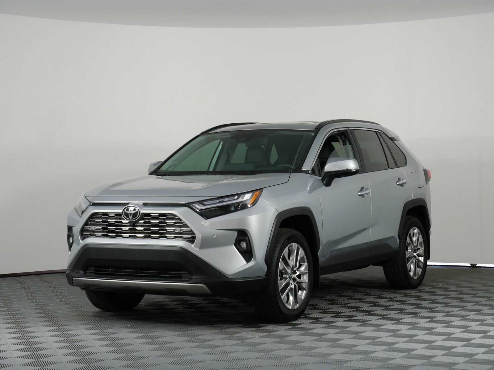 2025 Toyota RAV4 Limited AWD *1-OWNER*