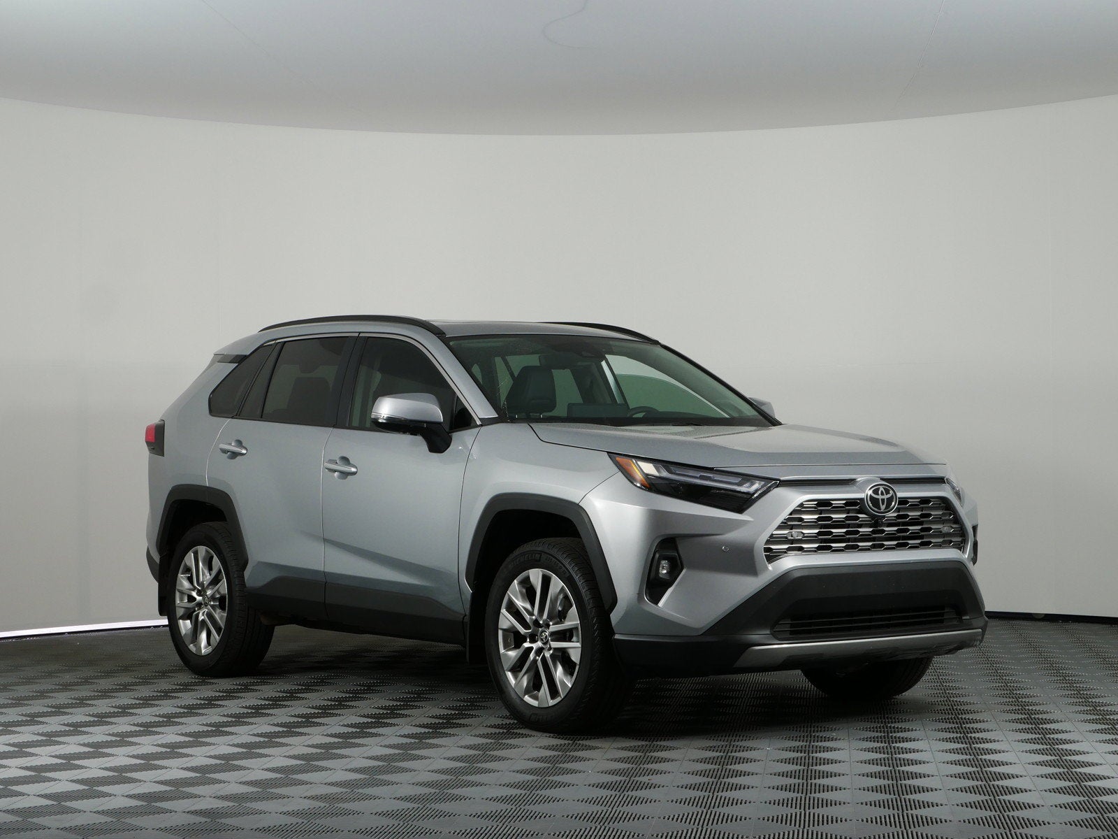 2025 Toyota RAV4 Limited AWD *1-OWNER*