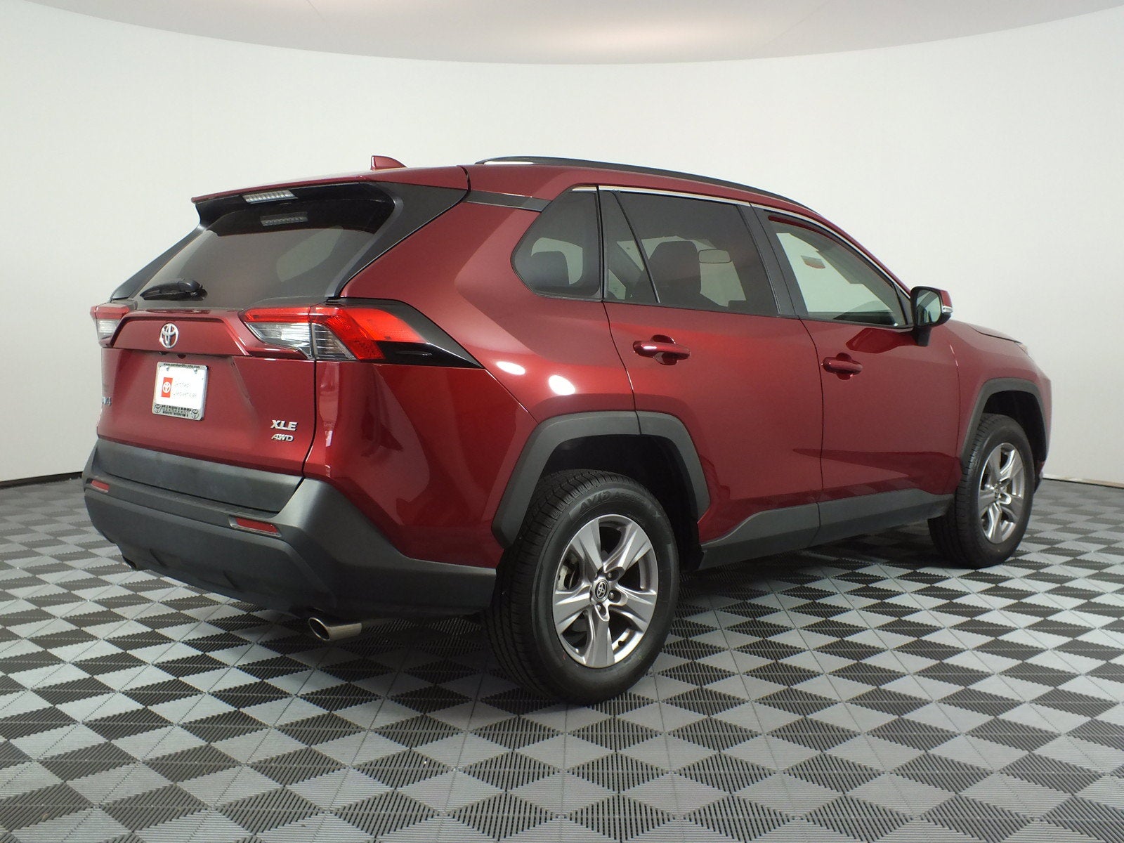 2025 Toyota RAV4 XLE AWD *1-OWNER*