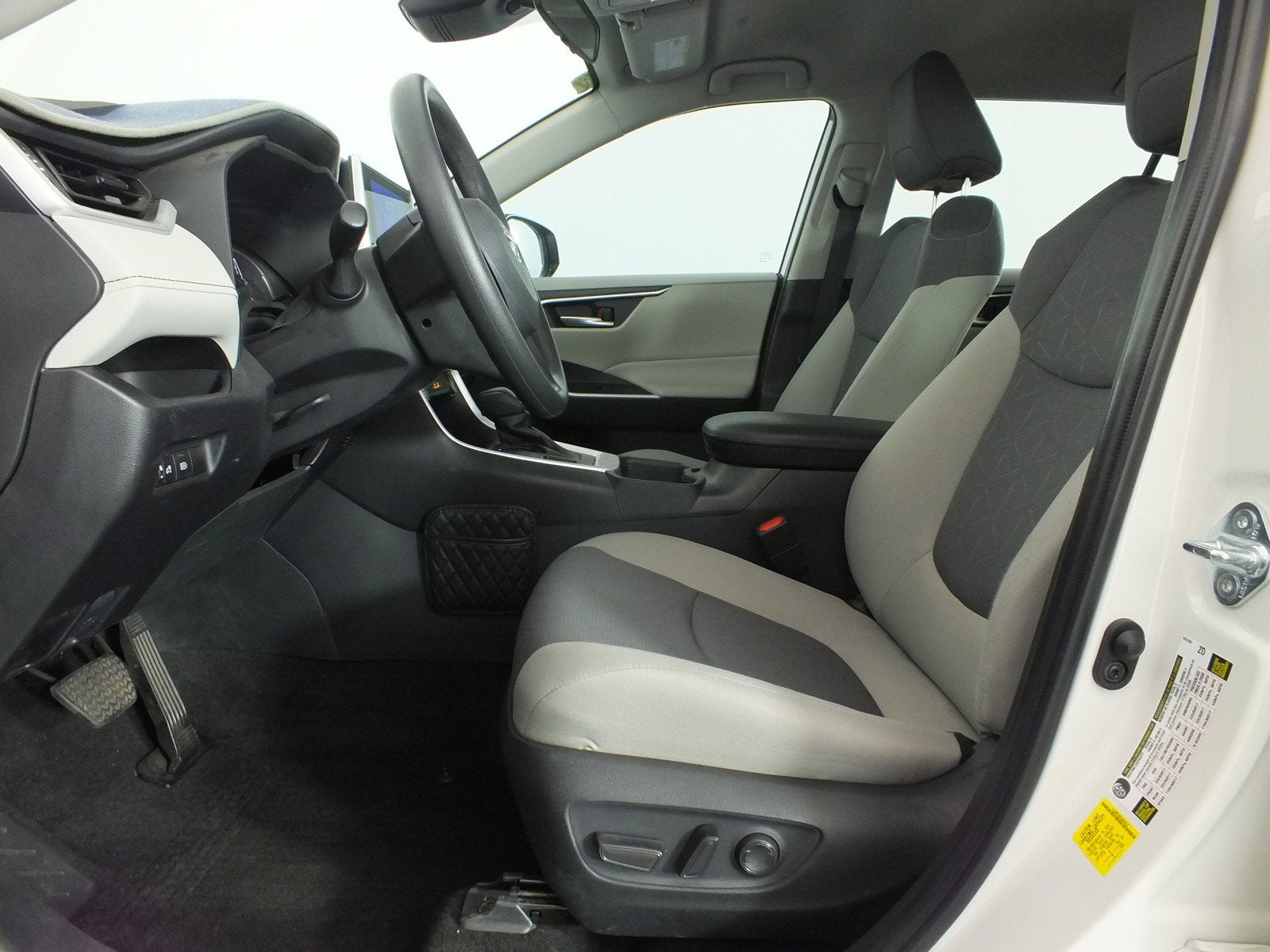 2024 Toyota RAV4 XLE AWD *1-OWNER*