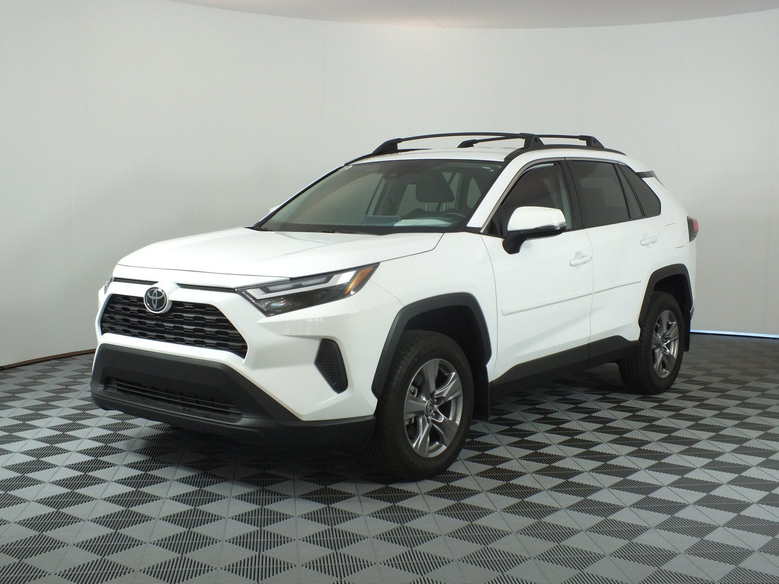 2024 Toyota RAV4 XLE AWD *1-OWNER*