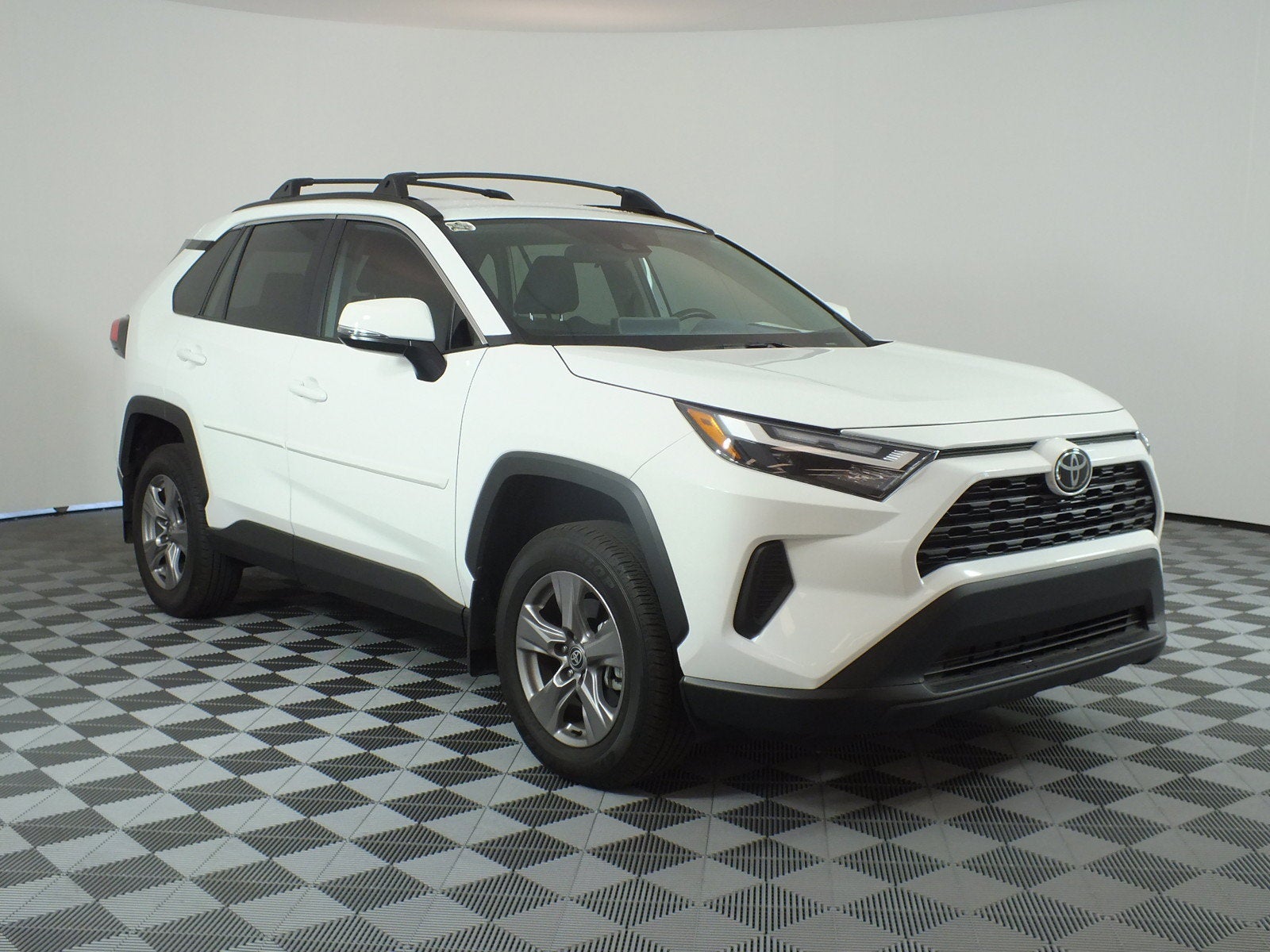 2024 Toyota RAV4 XLE AWD *1-OWNER*
