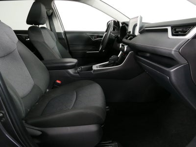 2025 Toyota RAV4 XLE AWD *CLEAN CARFAX*